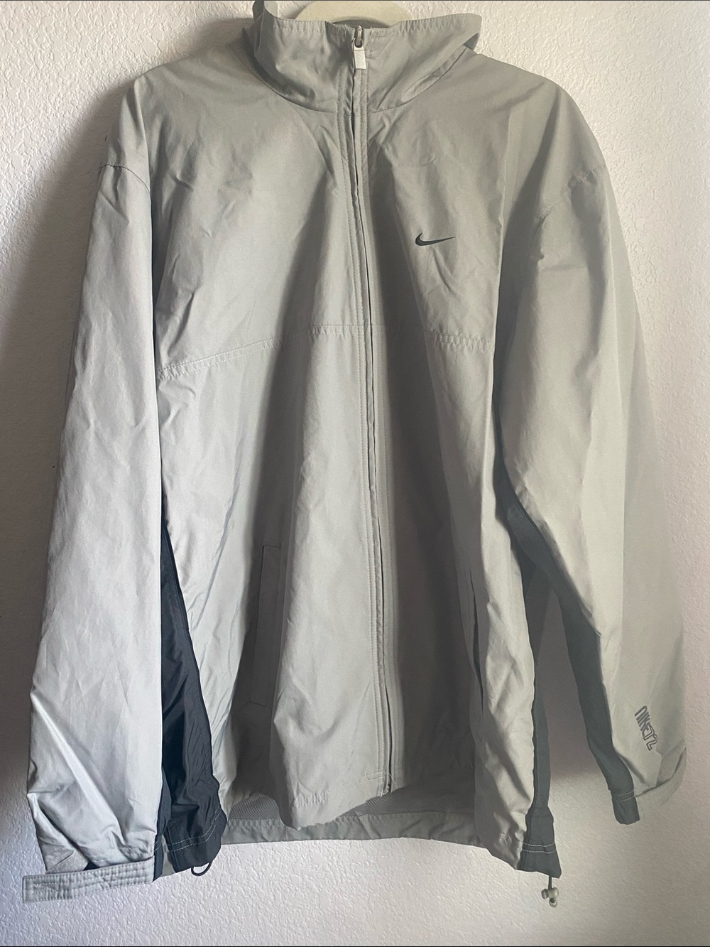 Nike - Men’s Light Gray Windbreaker Jacket with Dark Gray Accents (with bottoms)